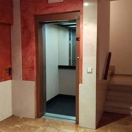 Apartamento Centrico En - No Wifi - Parking Privado Monforte De Lemos